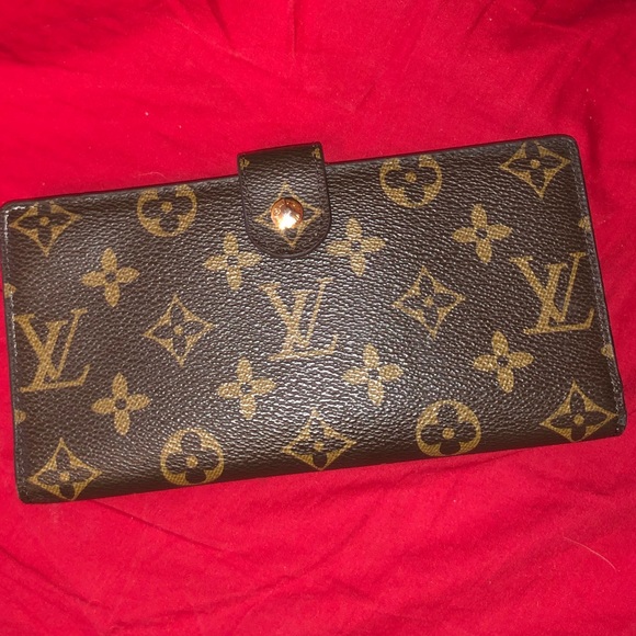 Louis Vuitton Handbags - Louis Vuitton wallet